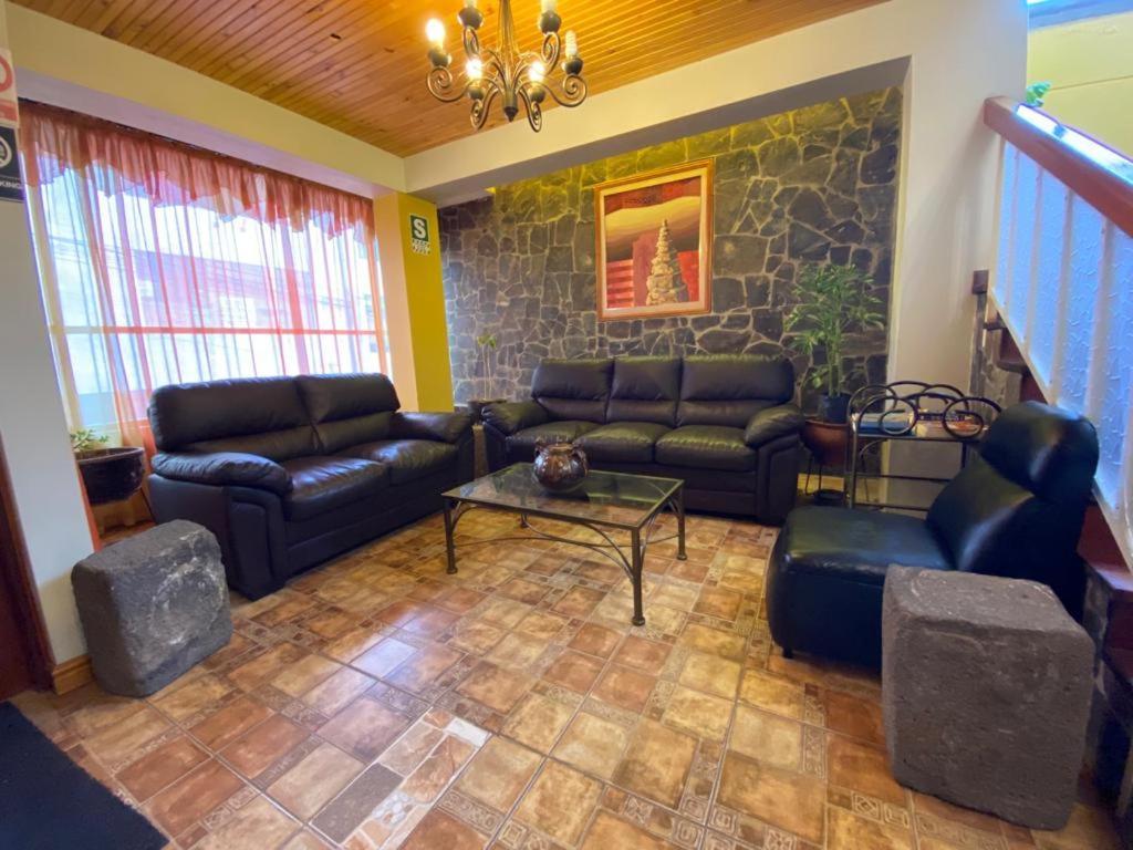 Hostal Oscar Inn Puno Extérieur photo